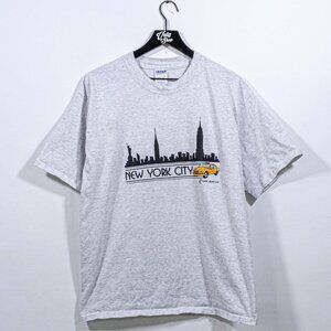 New York City Skyline Taxi Cab T-Shirt Large VTG Y2K 90s Streetwear